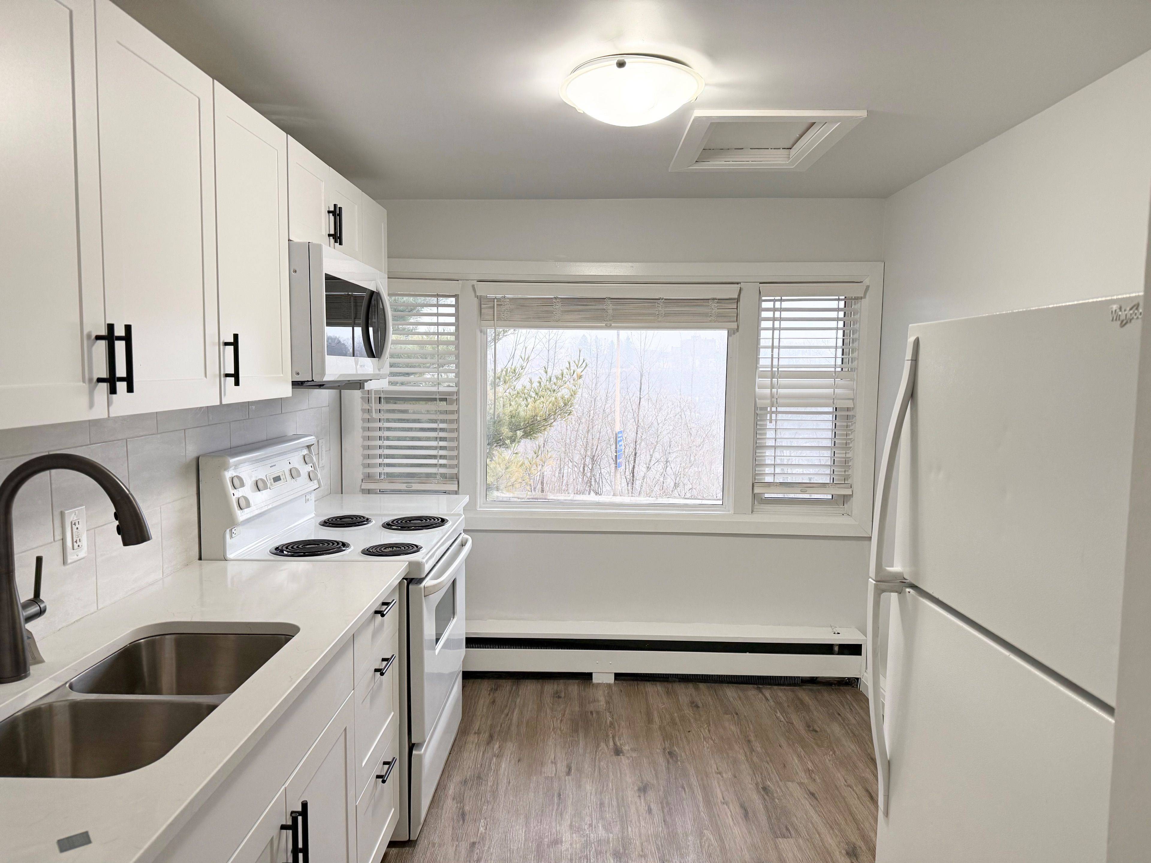 Niagara Falls, ON L2E 3G2,4711 RIVER RD #Unit 4