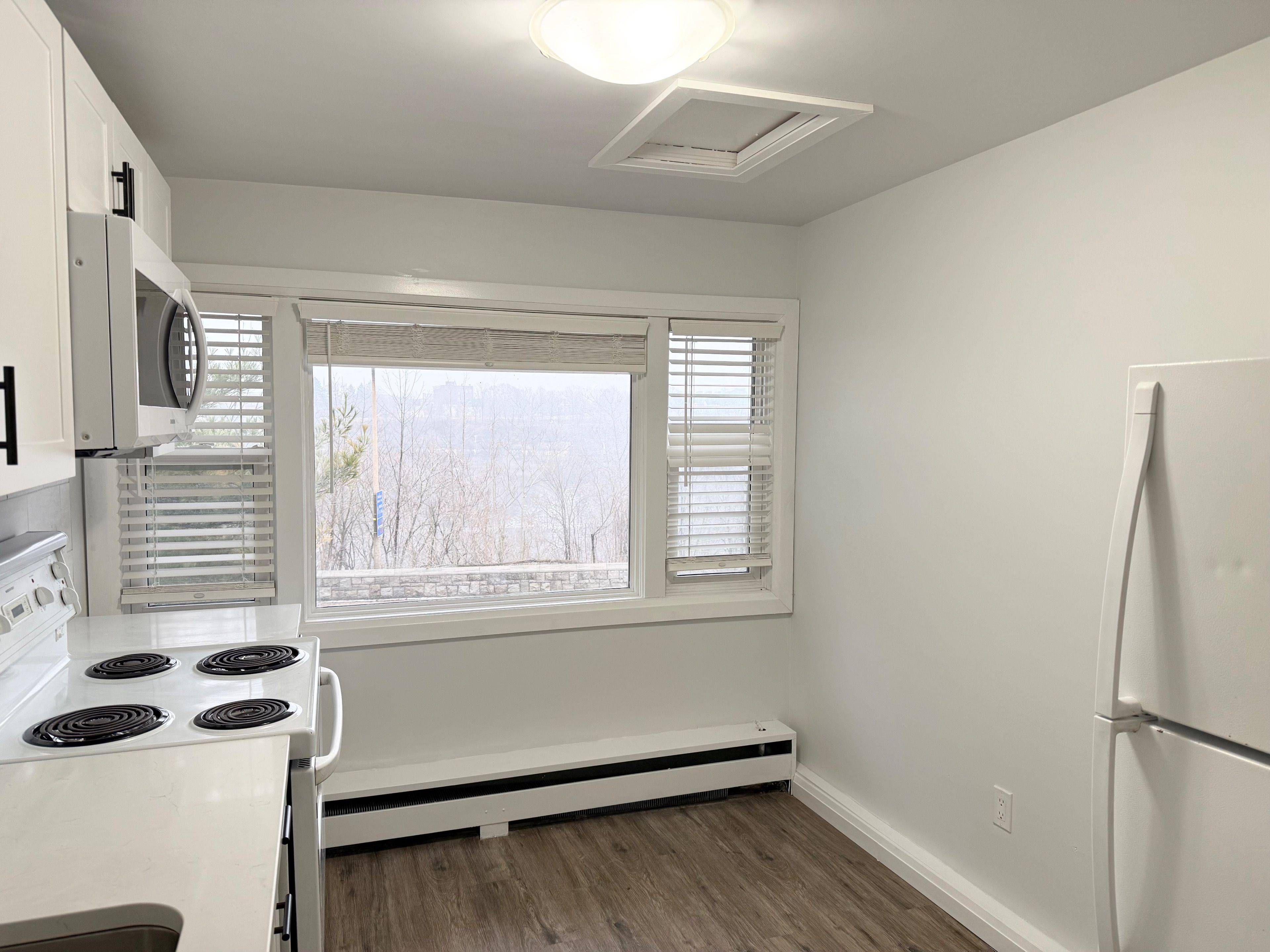 Niagara Falls, ON L2E 3G2,4711 RIVER RD #Unit 4