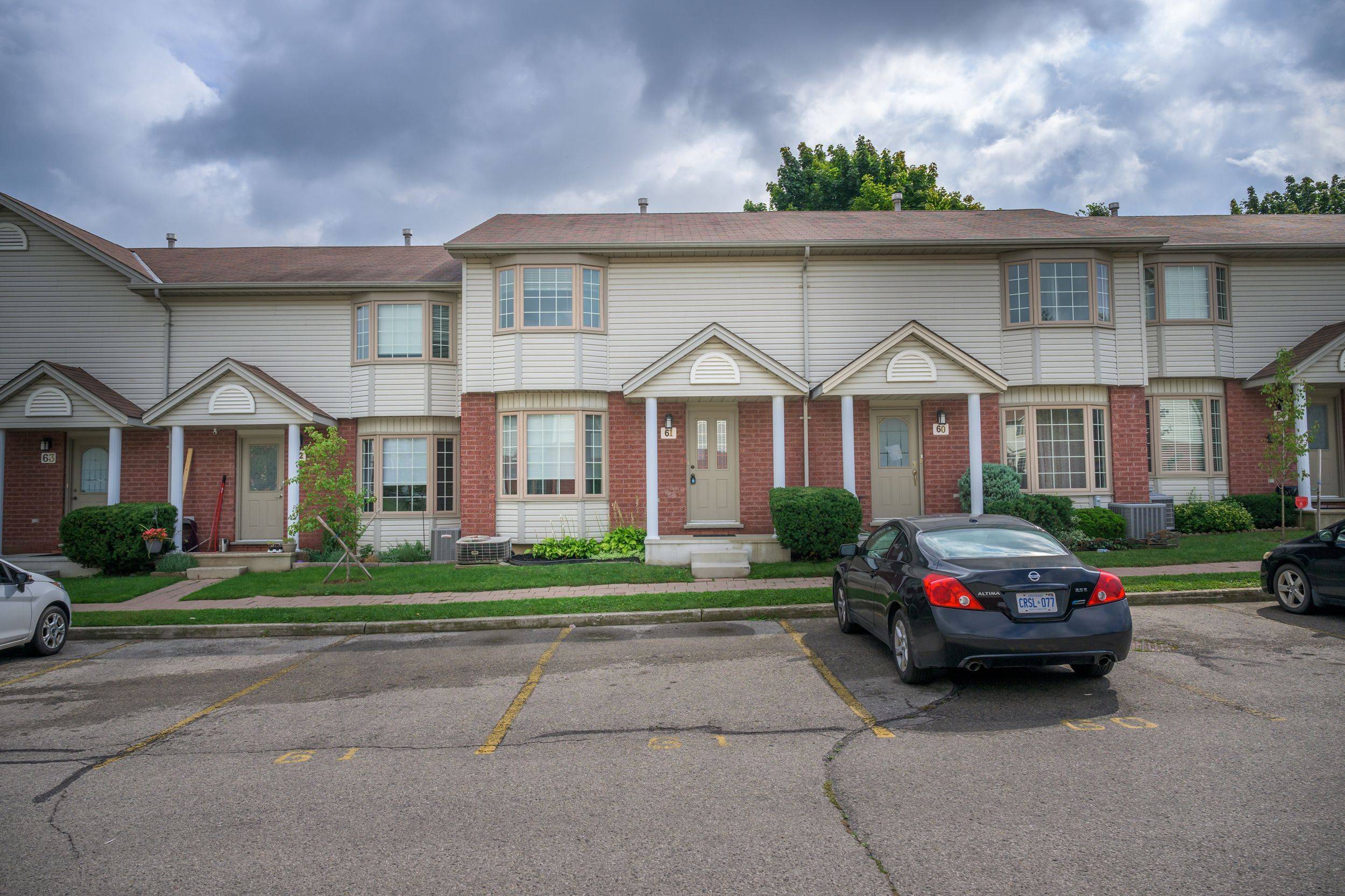 London North, ON N6H 5W1,70 Chapman CT #61