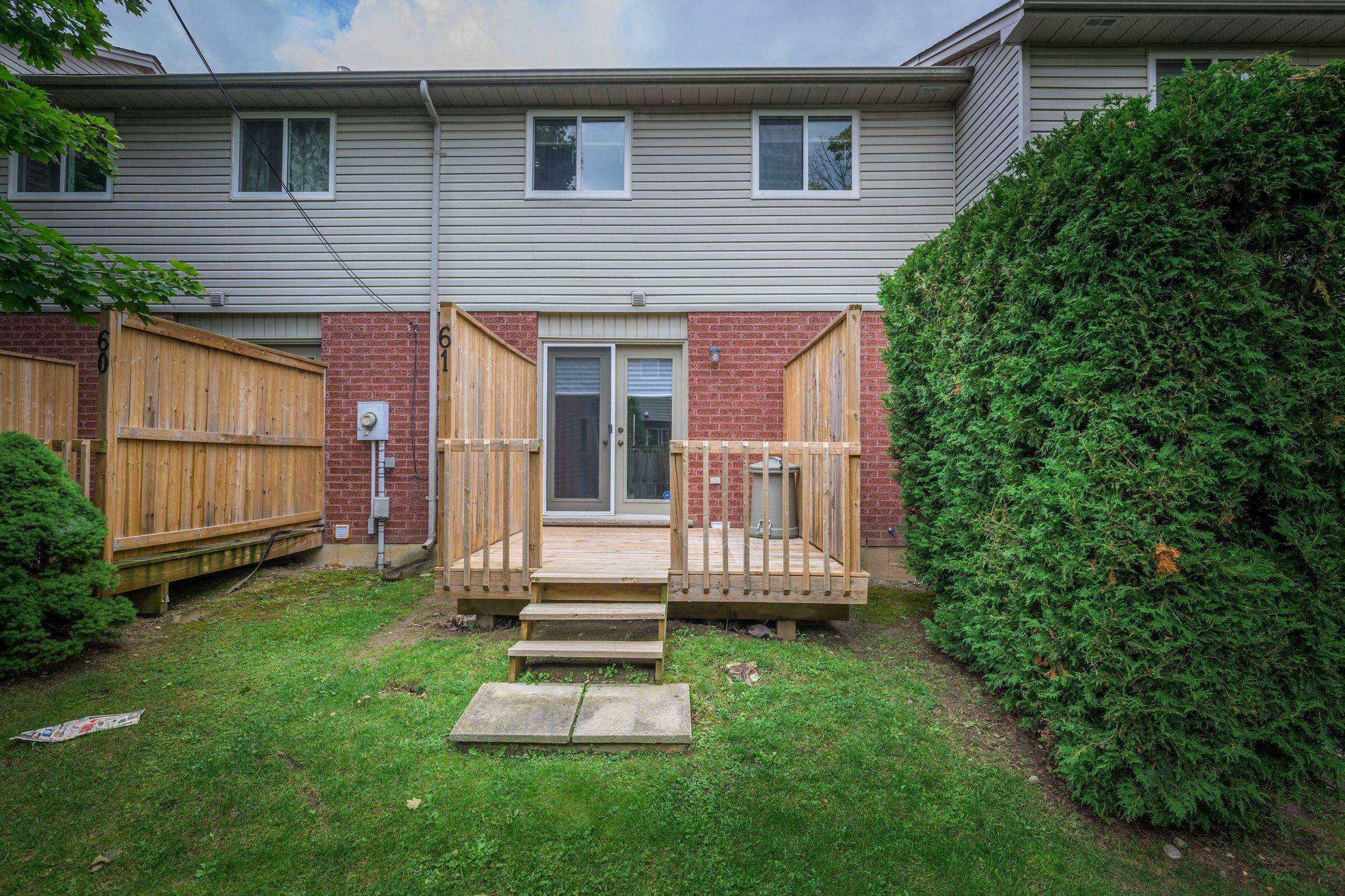 London North, ON N6H 5W1,70 Chapman CT #61