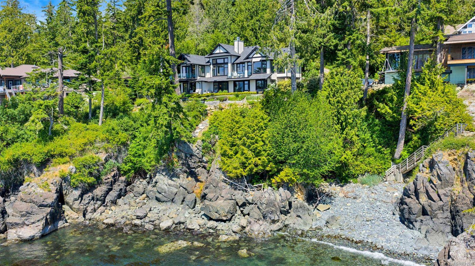 Sooke, BC V9Z 1G7,2476 Lighthouse Point Rd