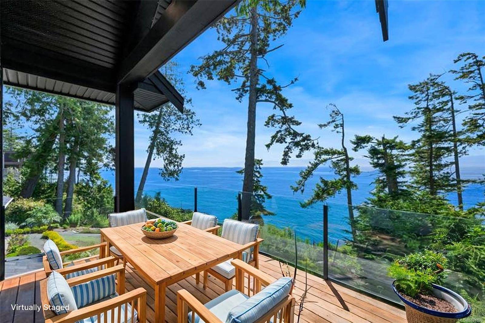Sooke, BC V9Z 1G7,2476 Lighthouse Point Rd