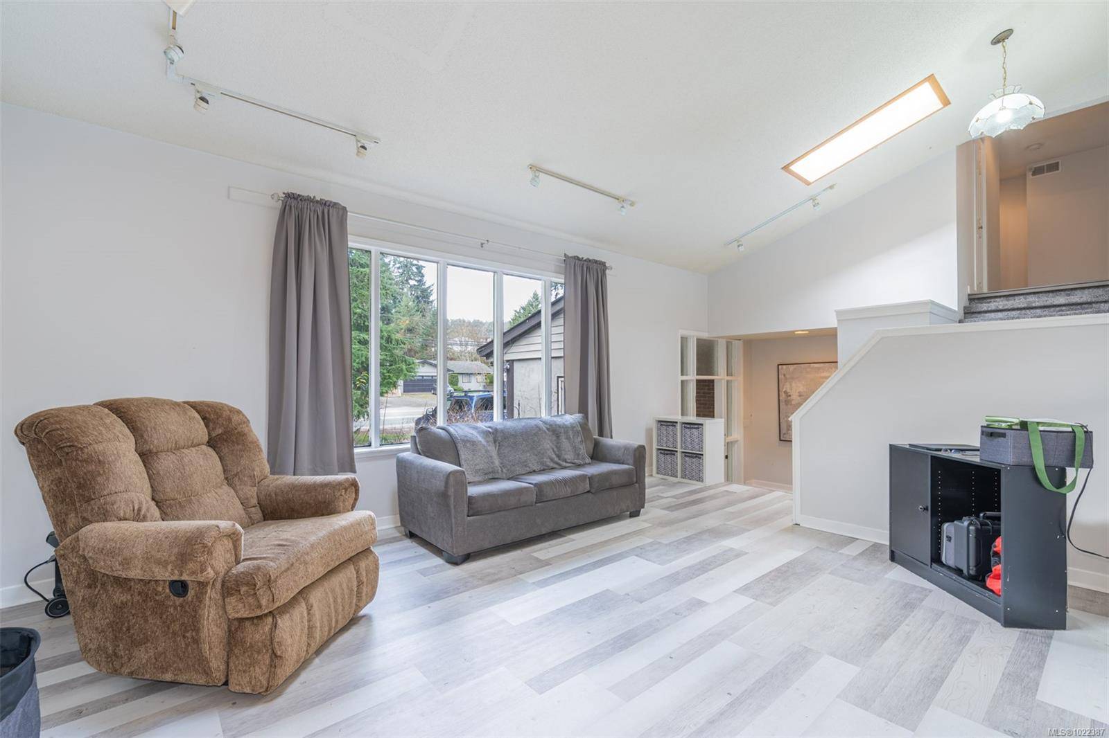 Langford, BC V9B 6H2,2275 Millstream Rd