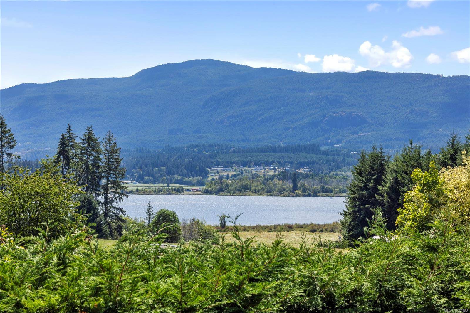 Nanaimo, BC V9T 6H6,6127 Kiara Pl