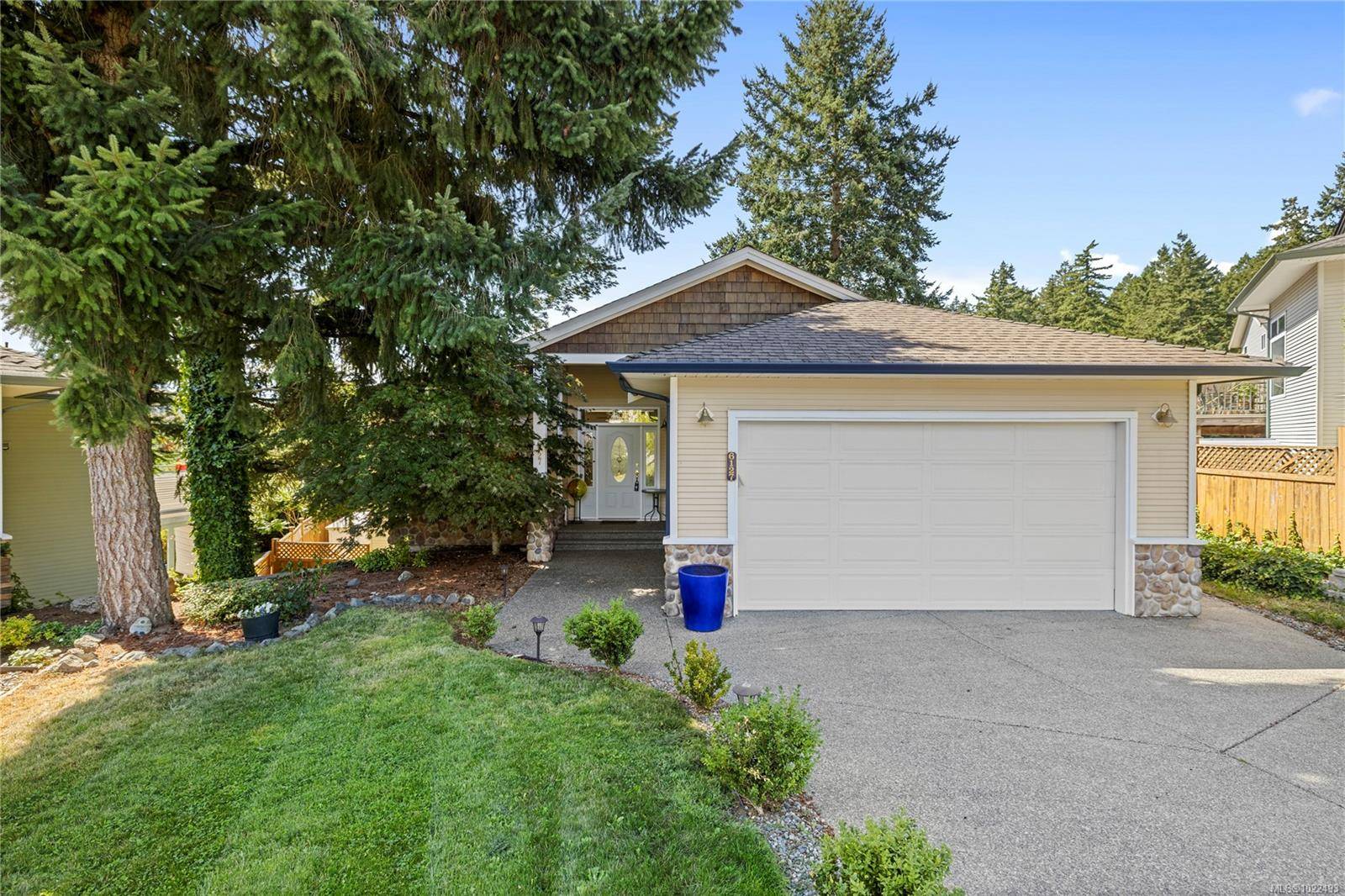 Nanaimo, BC V9T 6H6,6127 Kiara Pl