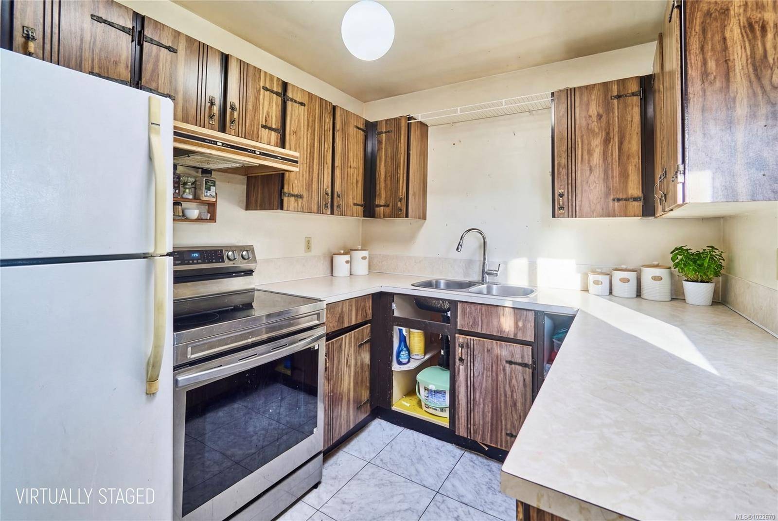 Nanaimo, BC V9S 4W1,1445 Waddington Rd