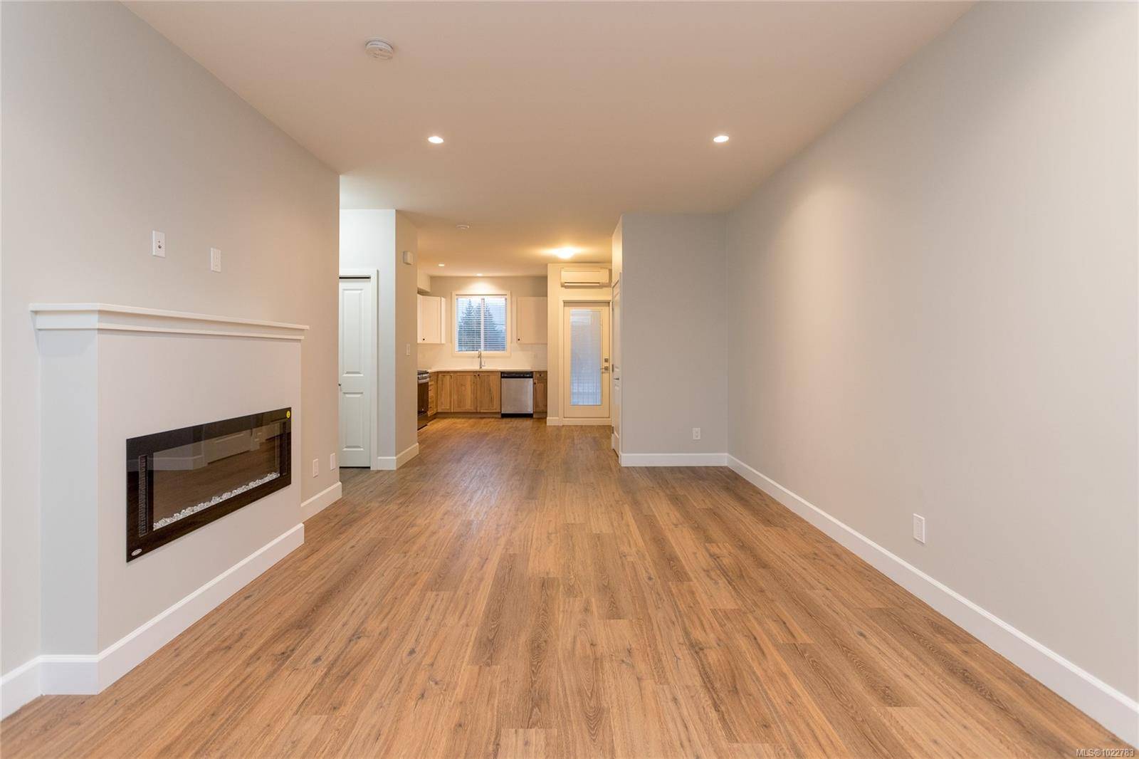 Langford, BC V9C 0P2,3351 Luxton Rd #1207