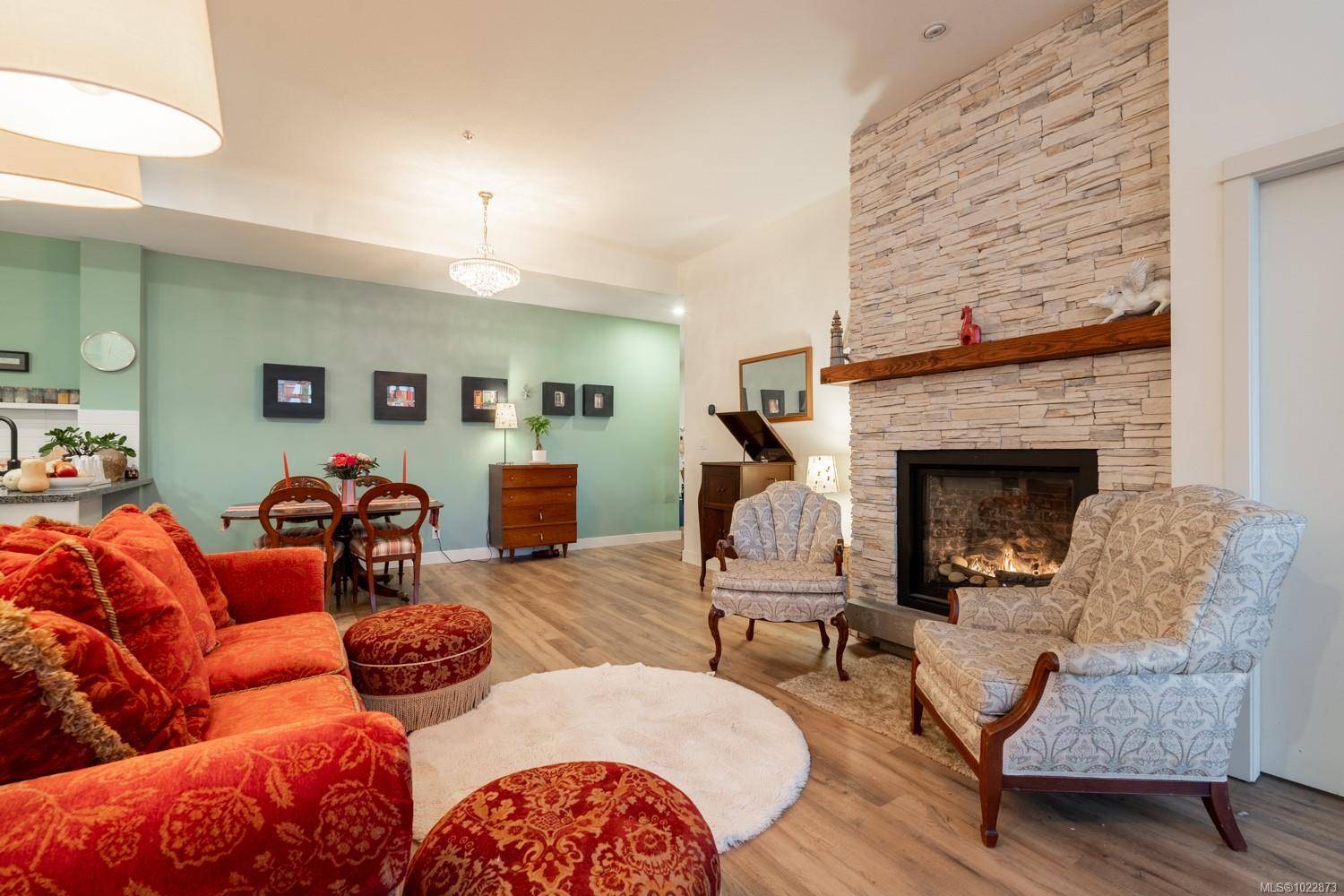 Nanaimo, BC V9R 0B8,38 Front St #110