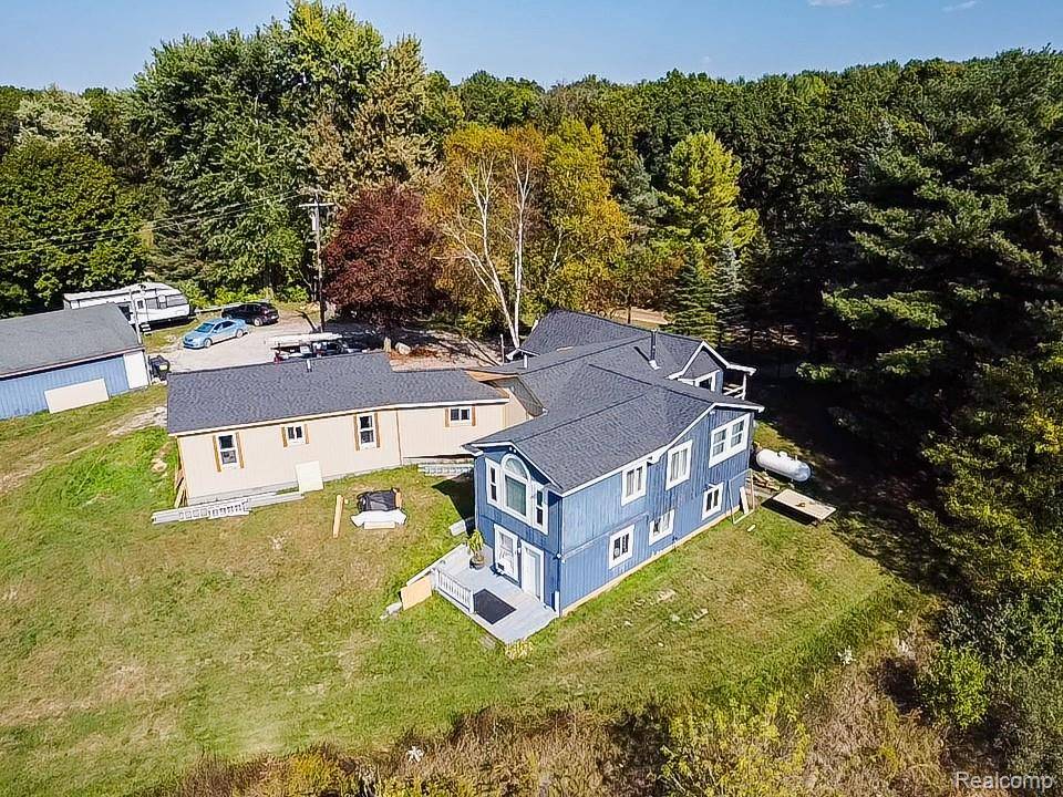 Holly, MI 48442,7441 Tipsico Lake RD