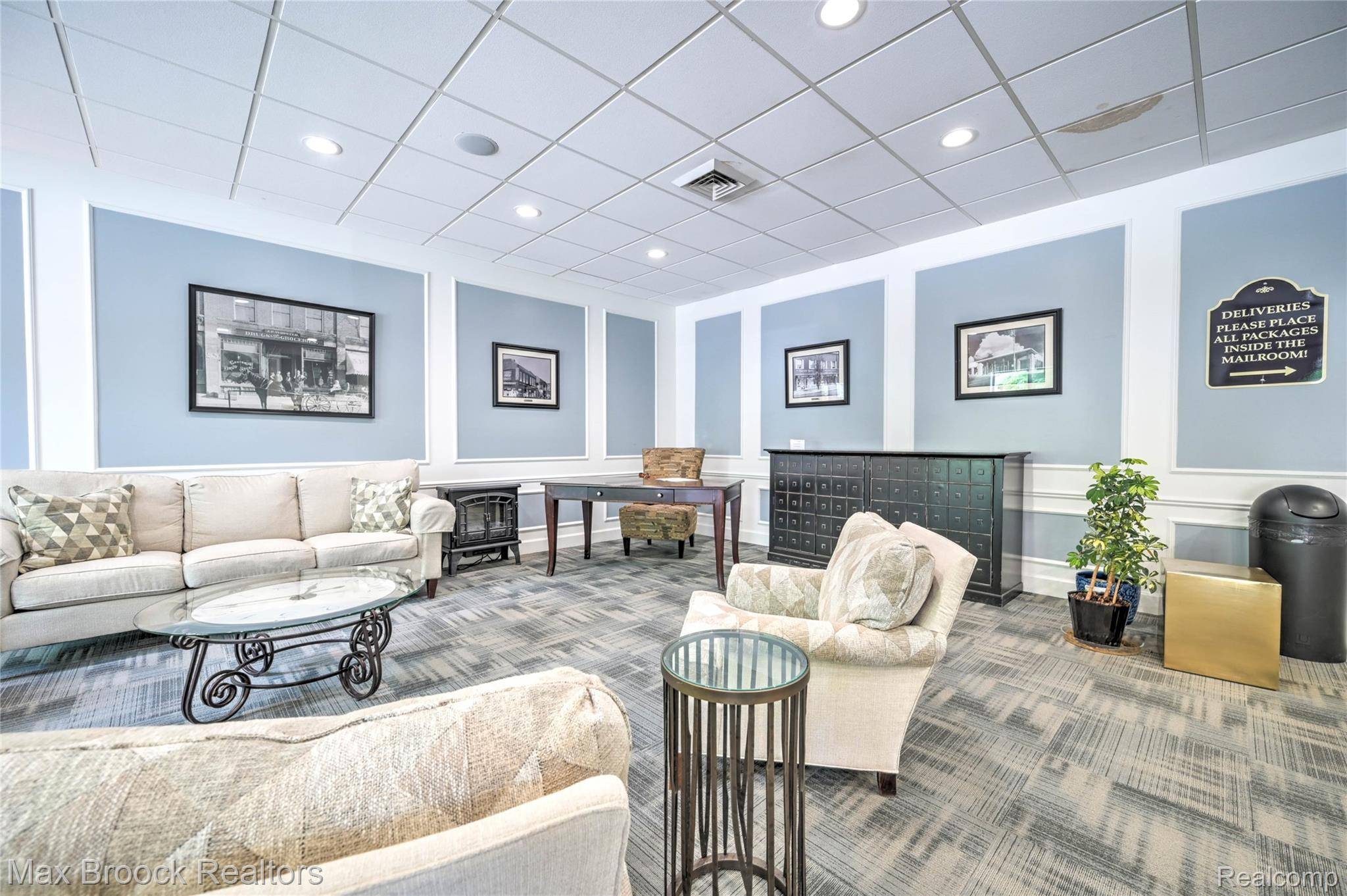 Birmingham, MI 48009,35300 Woodward AVE #503