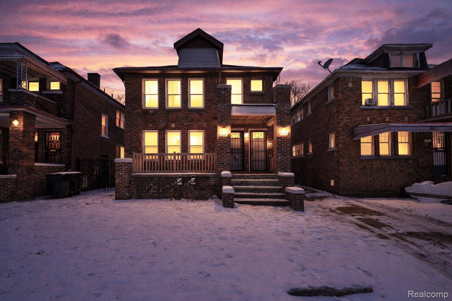 Detroit, MI 48238,12717 Santa Rosa DR