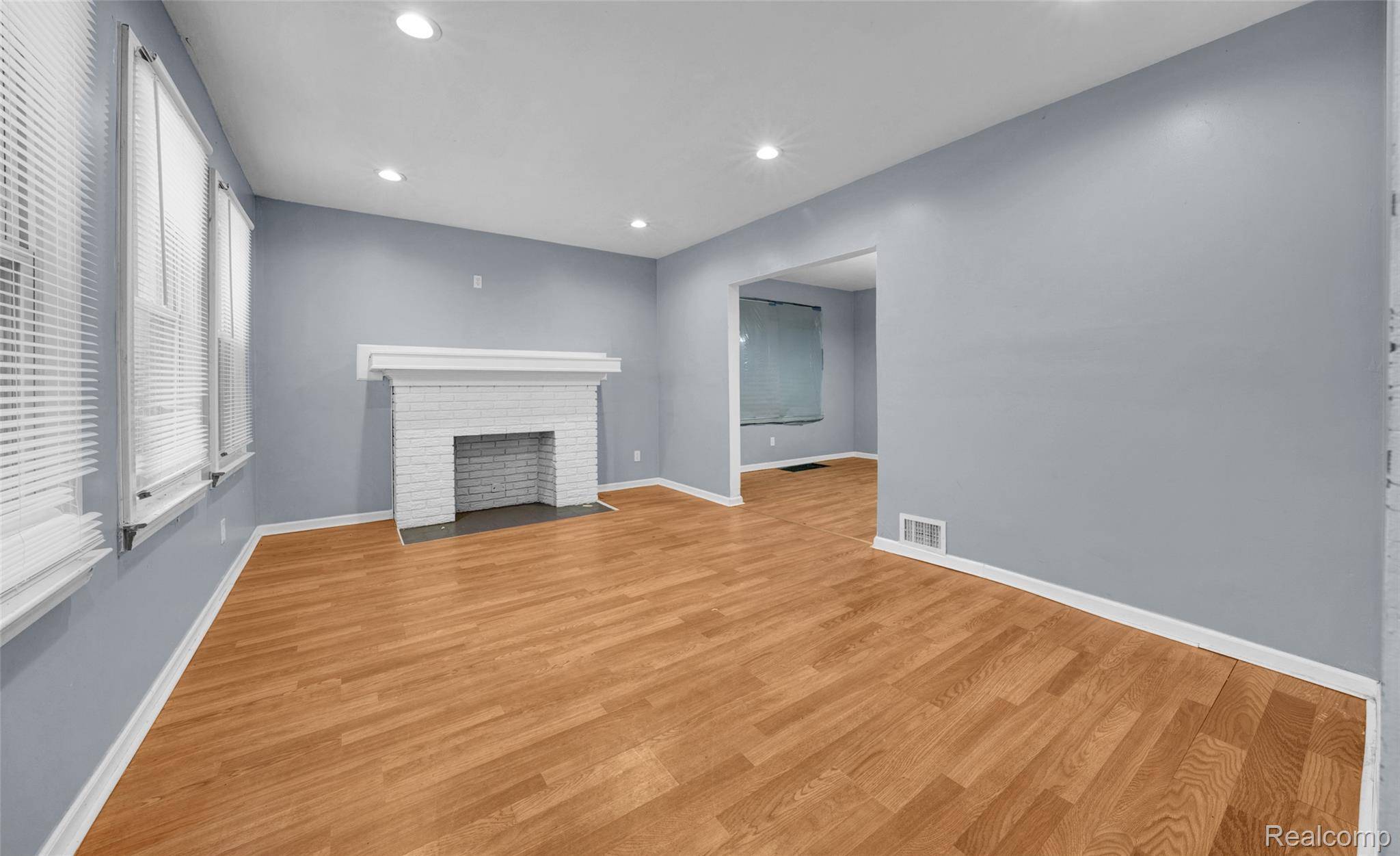 Detroit, MI 48238,12717 Santa Rosa DR