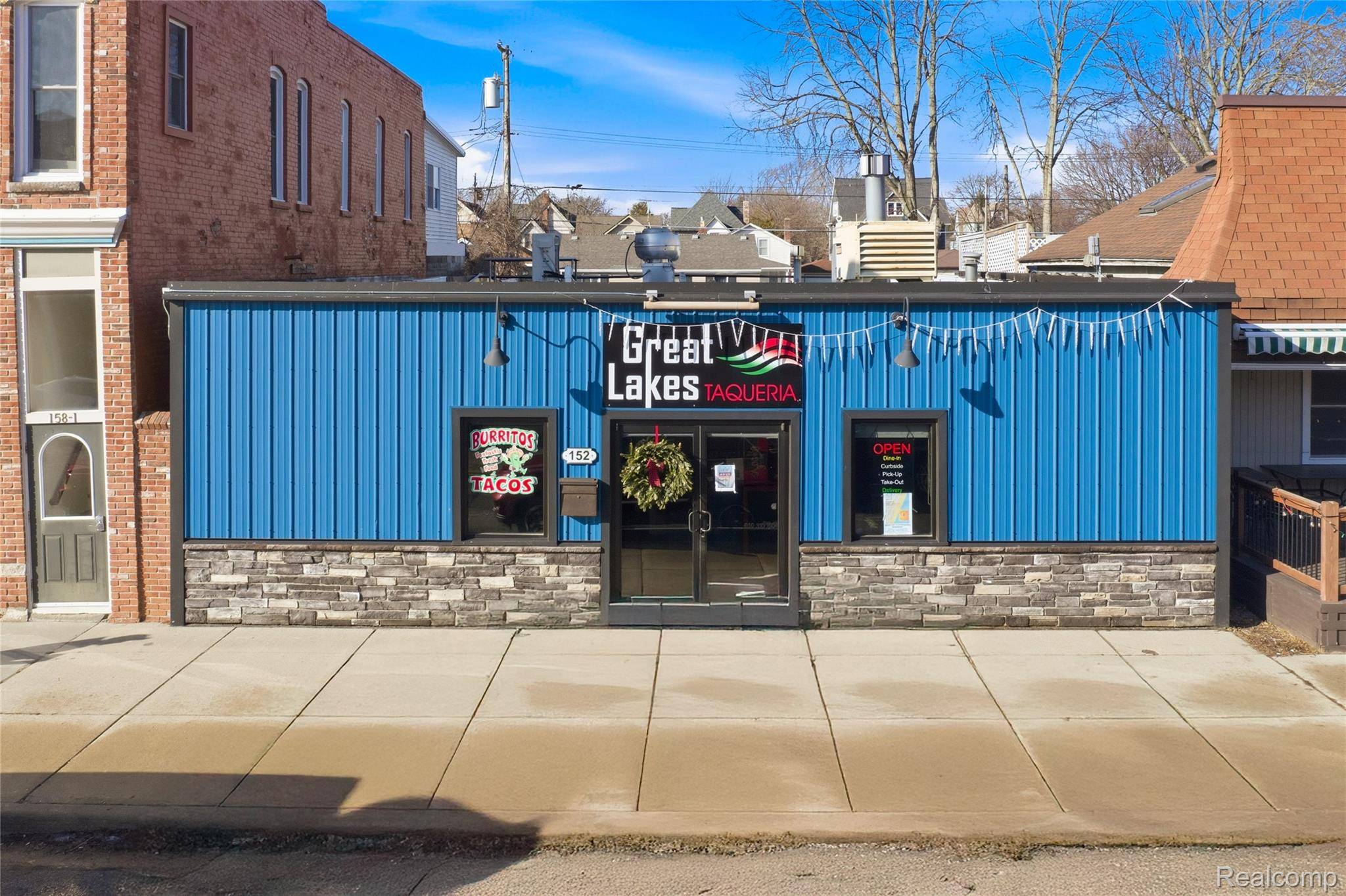 Marine City, MI 48039,152 S Water ST S