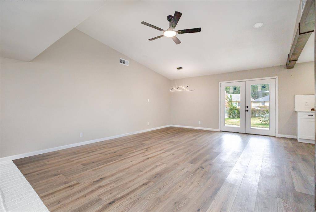 Garland, TX 75043,6402 Faircove Circle