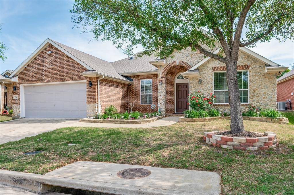 Arlington, TX 76017,2709 Foxpoint Trail