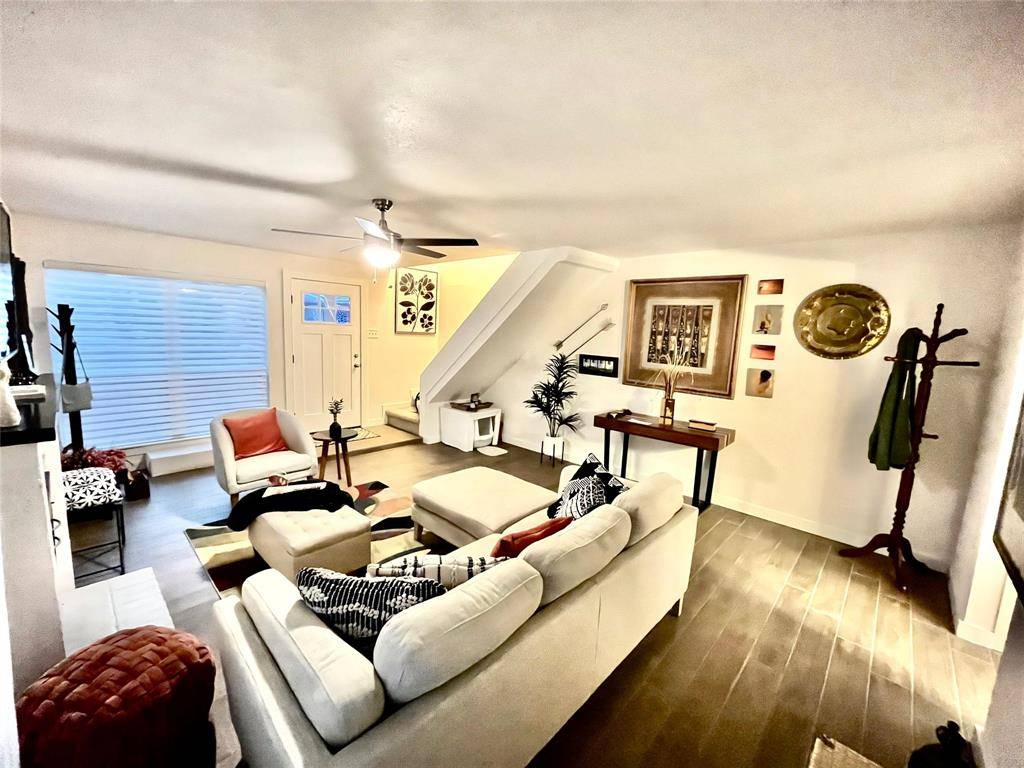 Carrollton, TX 75006,2640 Via Valencia