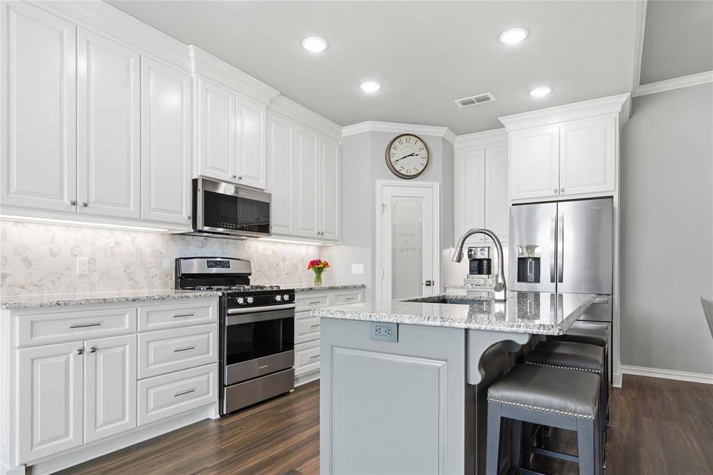 Tyler, TX 75703,731 Cambridge Bend Circle