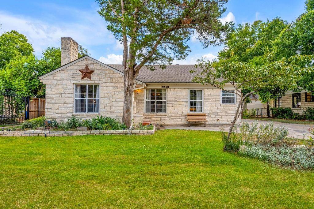 Dallas, TX 75211,2240 Lawndale Drive