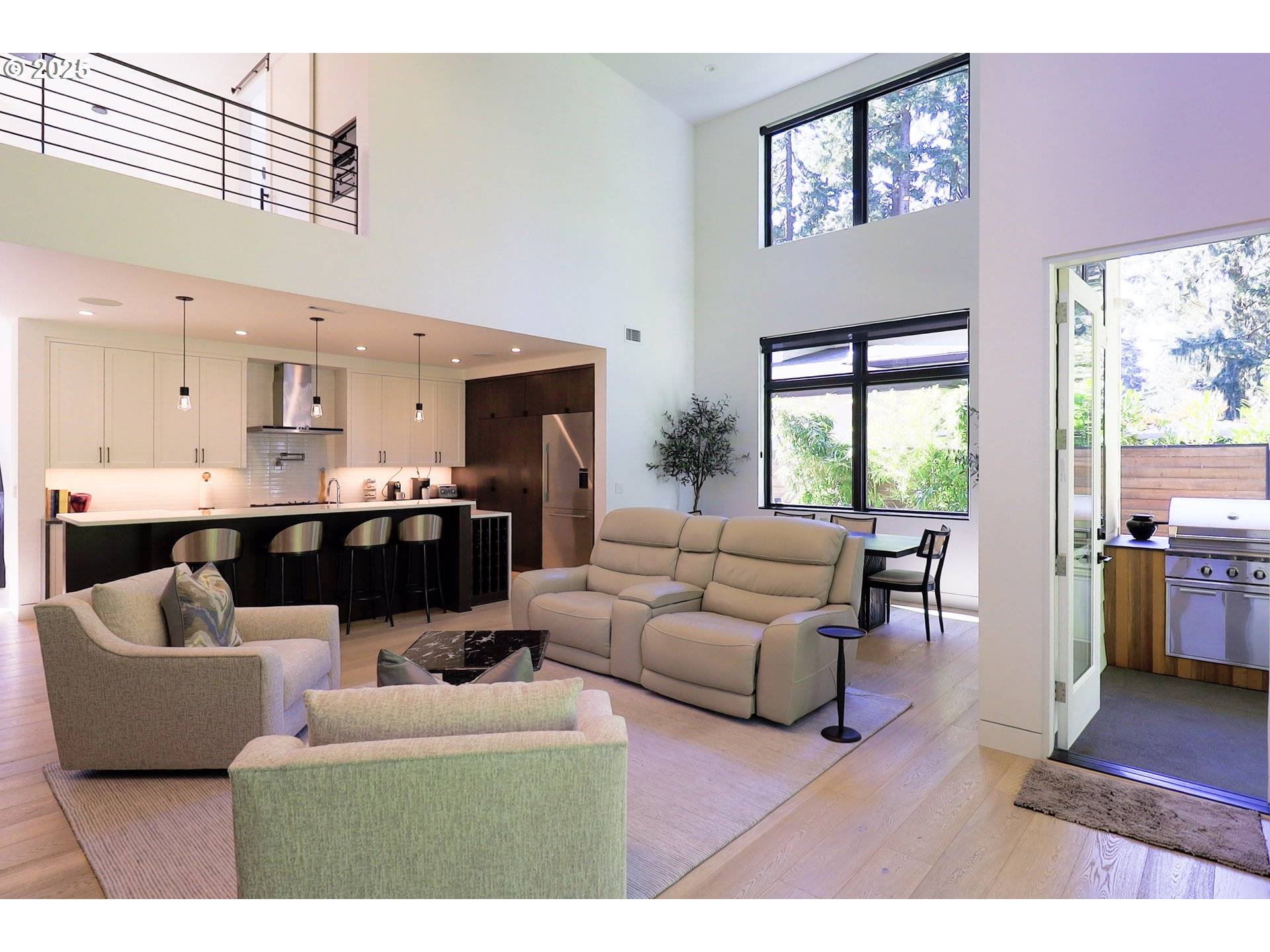 Lake Oswego, OR 97035,16405 BONAIRE AVE