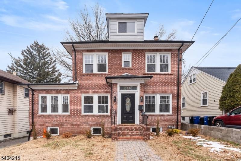 West Orange Twp., NJ 07052,33 Robertson Rd