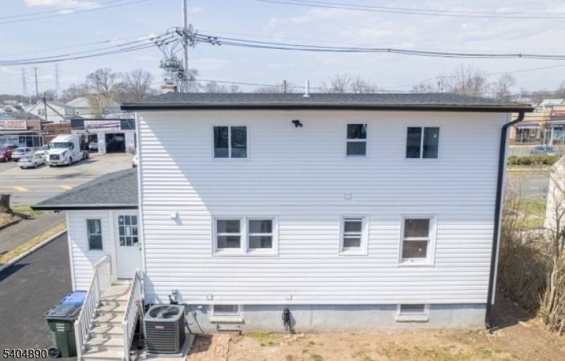 Woodbridge Twp., NJ 07001,978 Rahway Ave