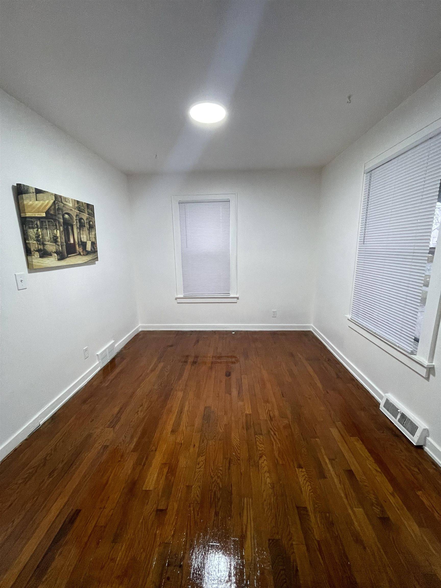 Flint, MI 48505,605 E Baltimore BLVD