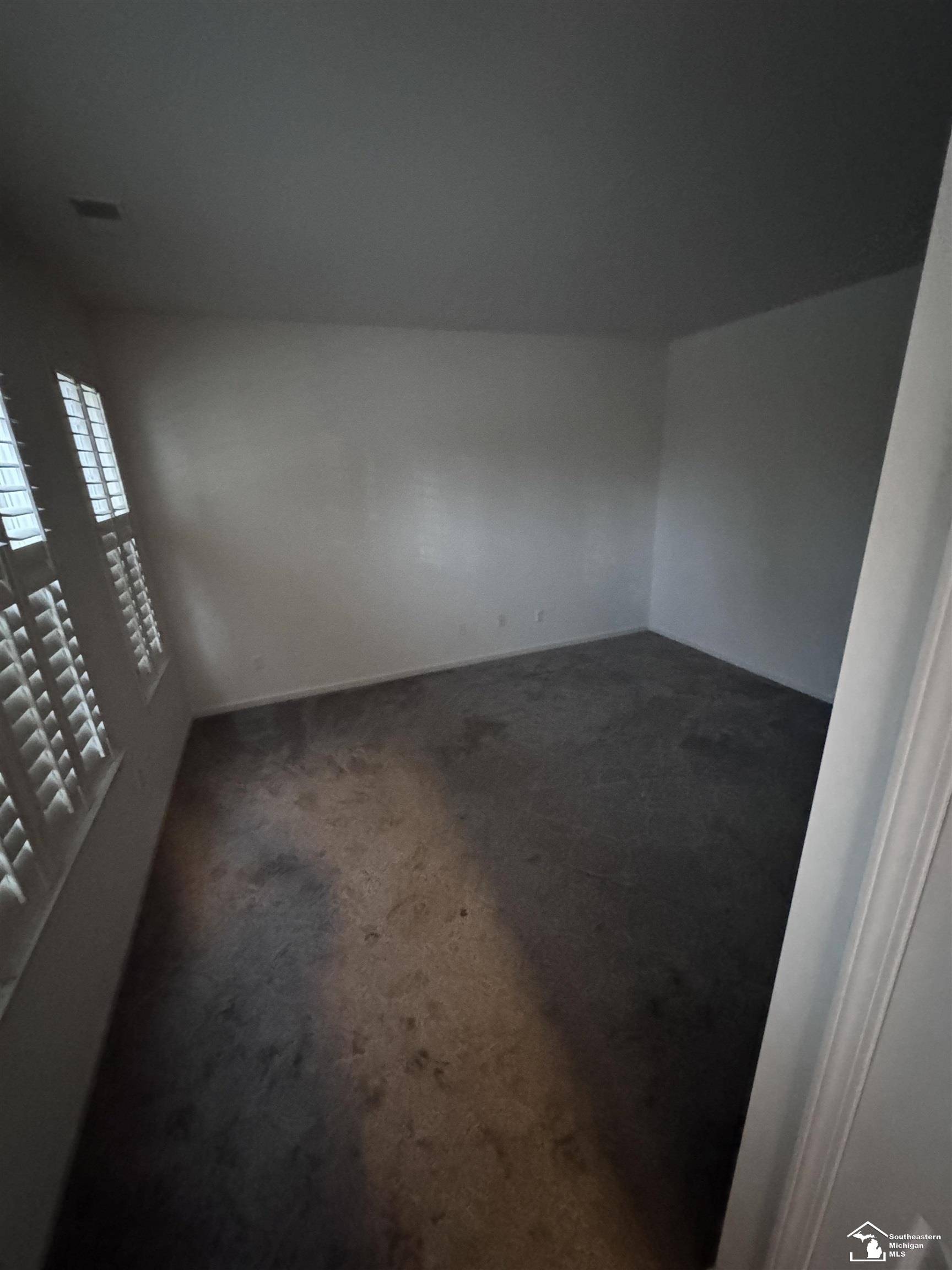 Monroe, MI 48161,918 W 5th ST