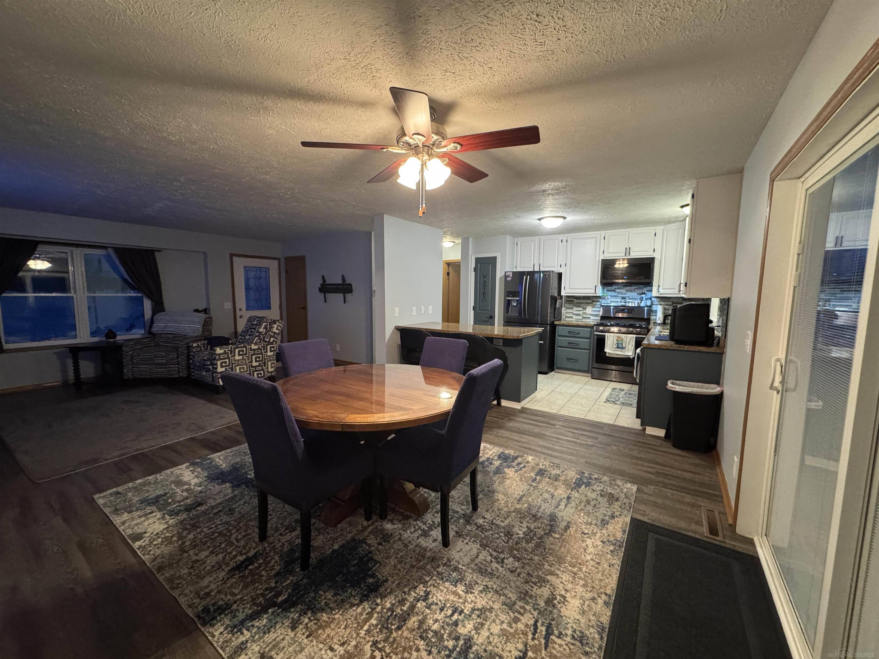 Cedar Springs, MI 49319,16445 Algoma AVE