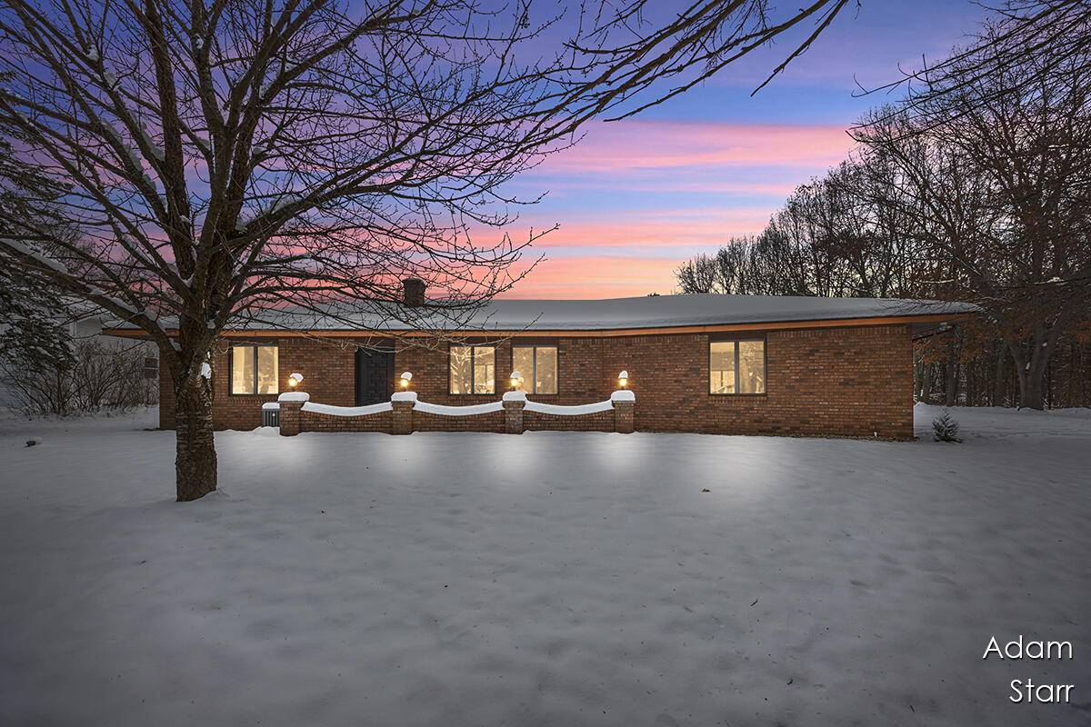 Wyoming, MI 49509,945 60th ST SW