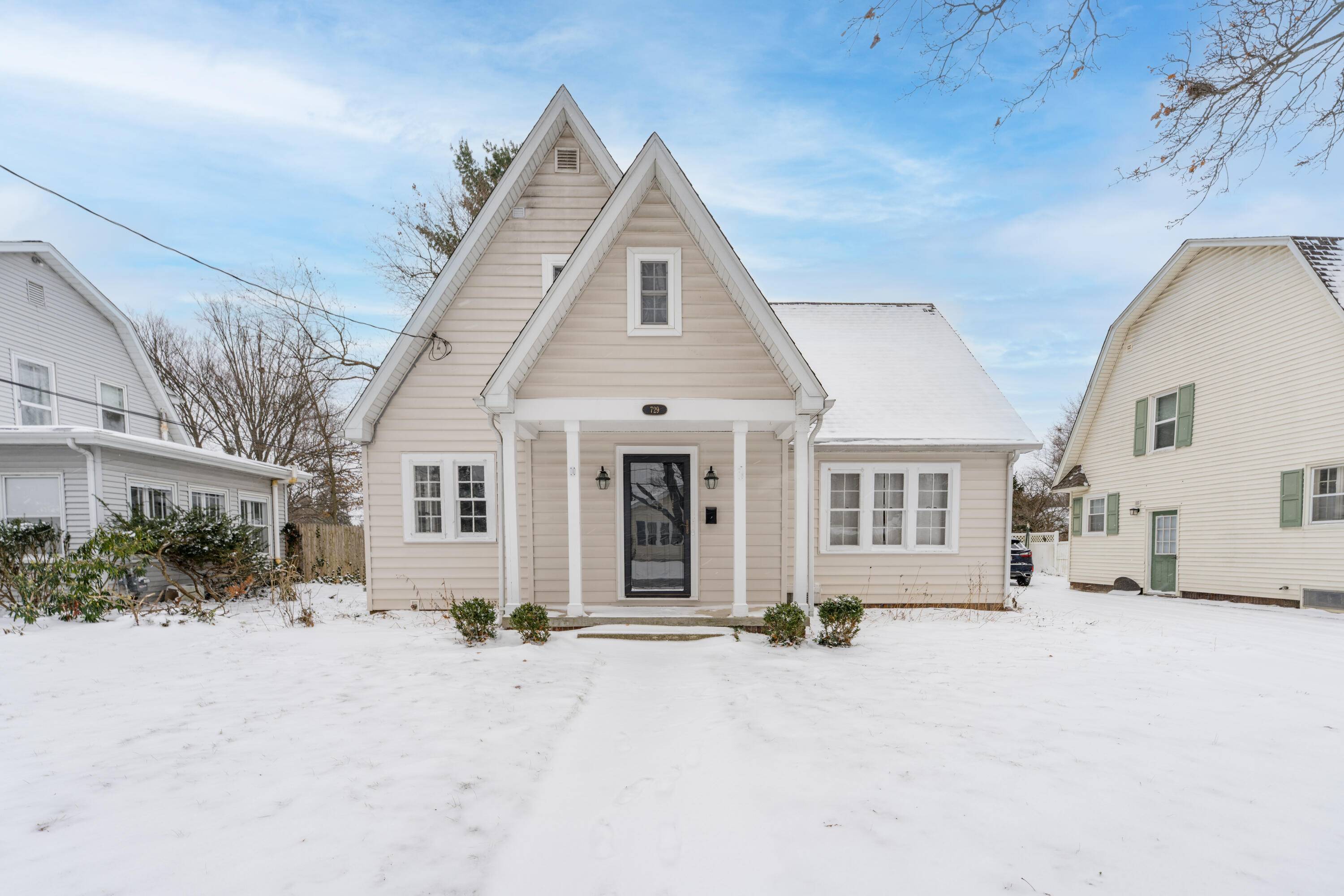 Kalamazoo, MI 49008,729 Edgemoor AVE