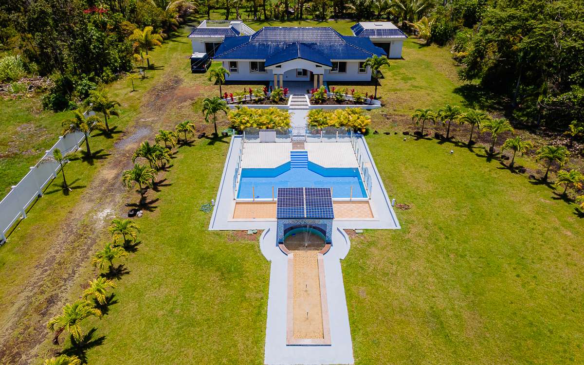 Keaau, HI 96749,15-1660 3RD AVE