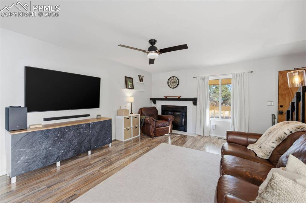 Colorado Springs, CO 80906,14 E Old Broadmoor RD