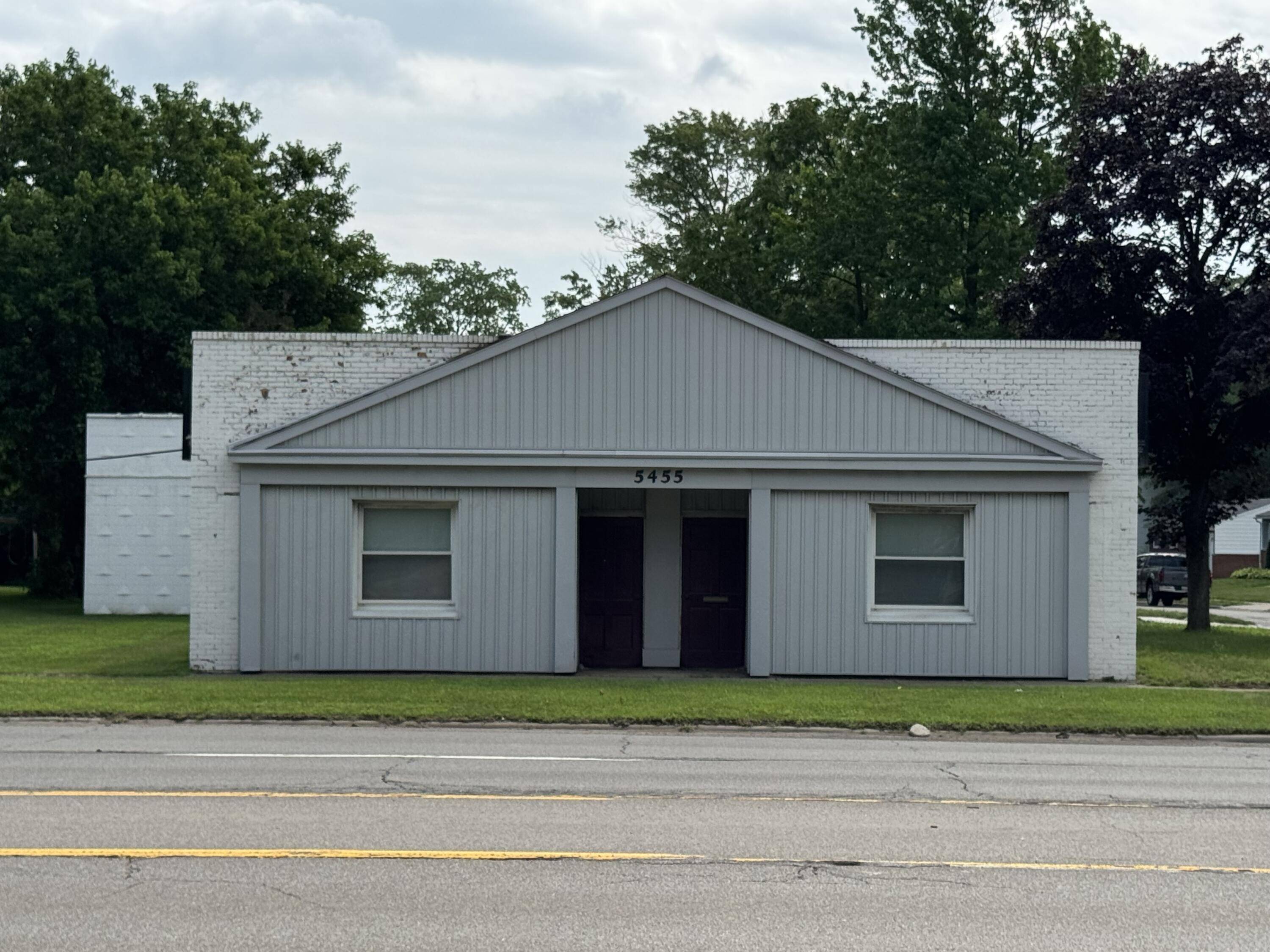 Wayne, MI 48184,5455 S Wayne RD