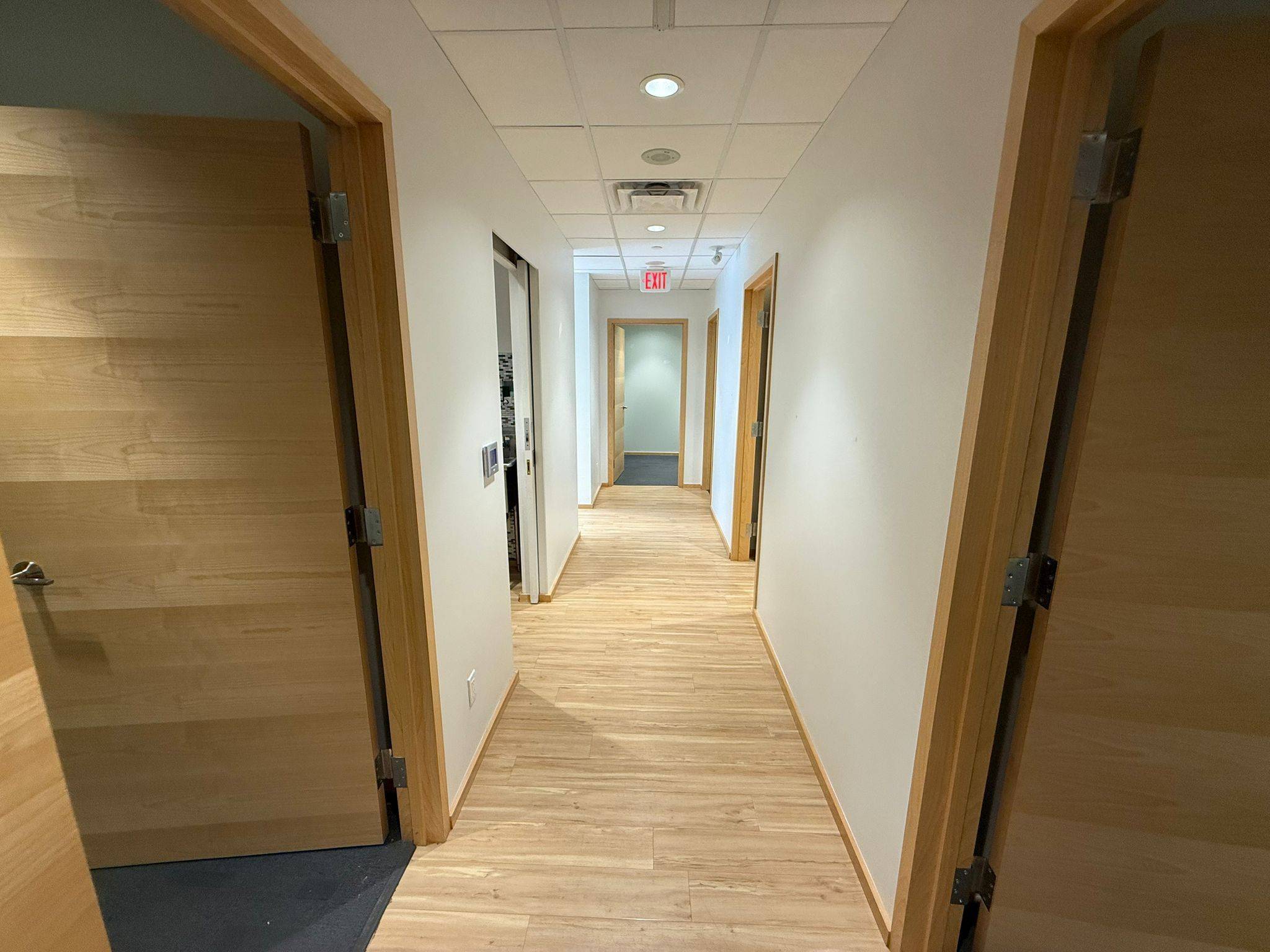 Toronto C08, ON M4Y 1N3,66 Isabella ST #2