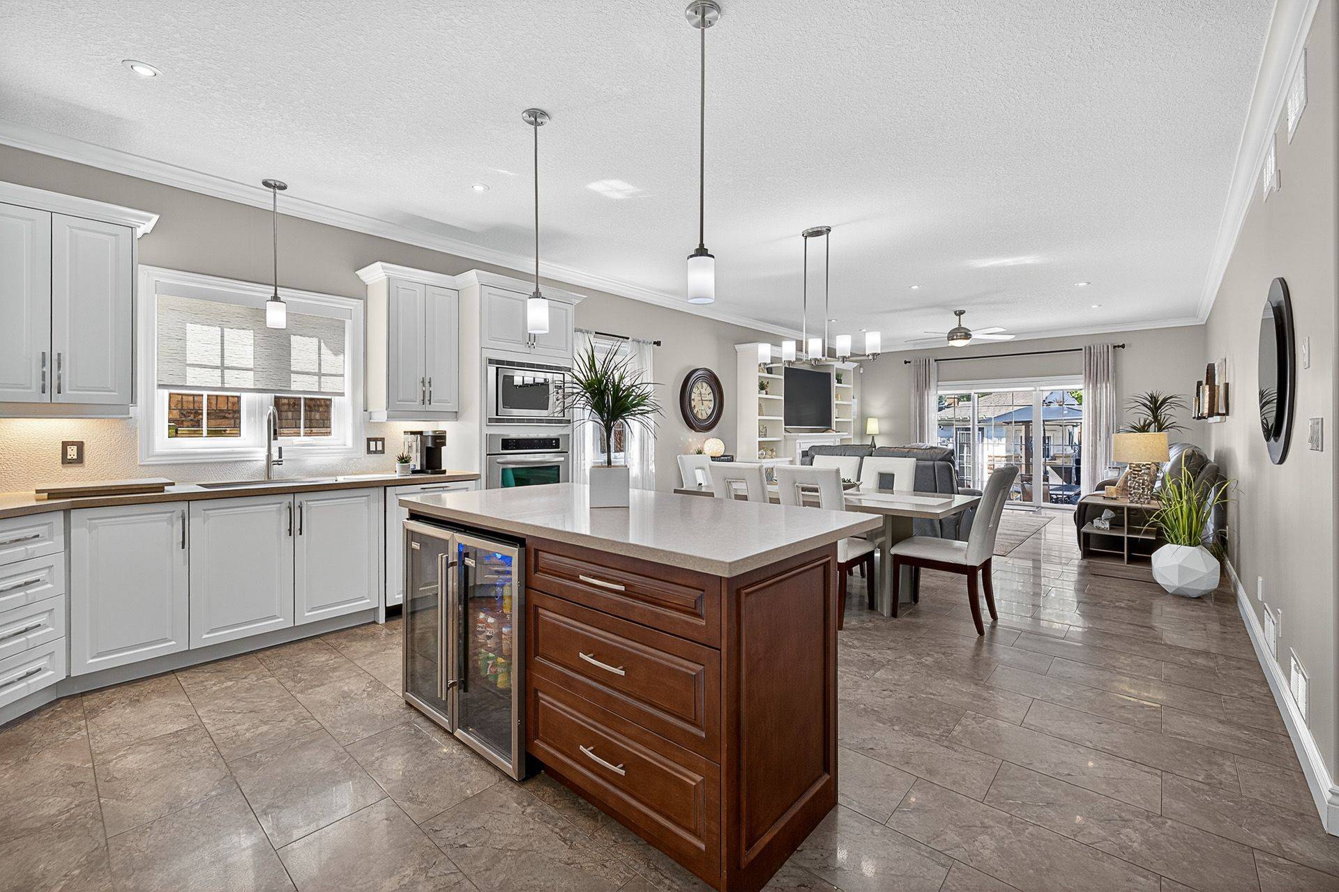 Whitby, ON L1M 0G7,21 Corvinelli DR