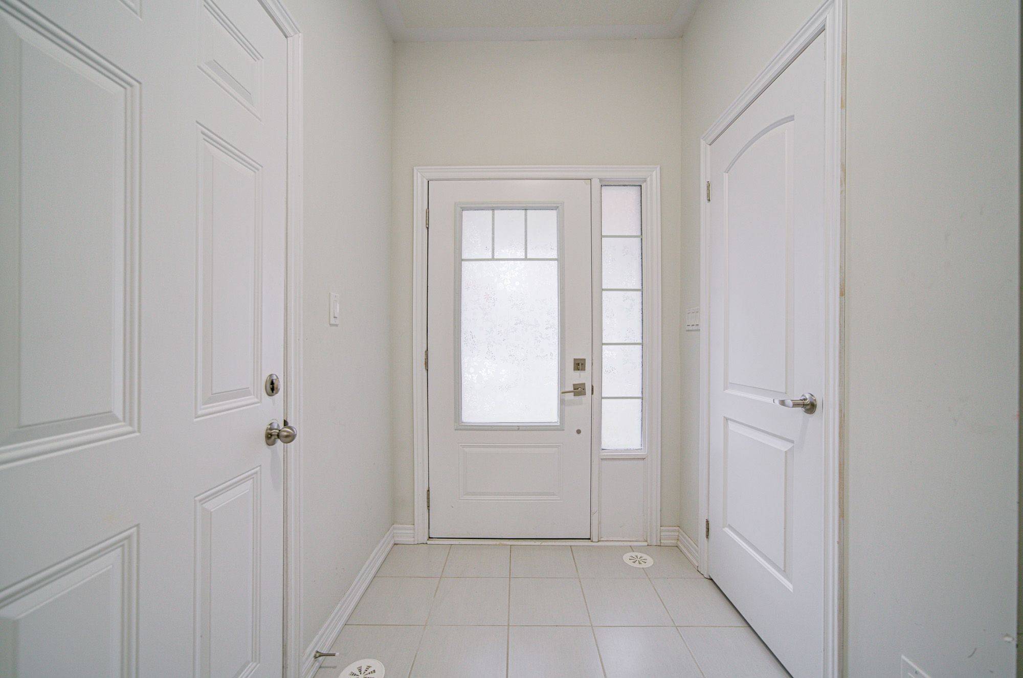 Oshawa, ON L1L 0R9,1101 Lockie DR