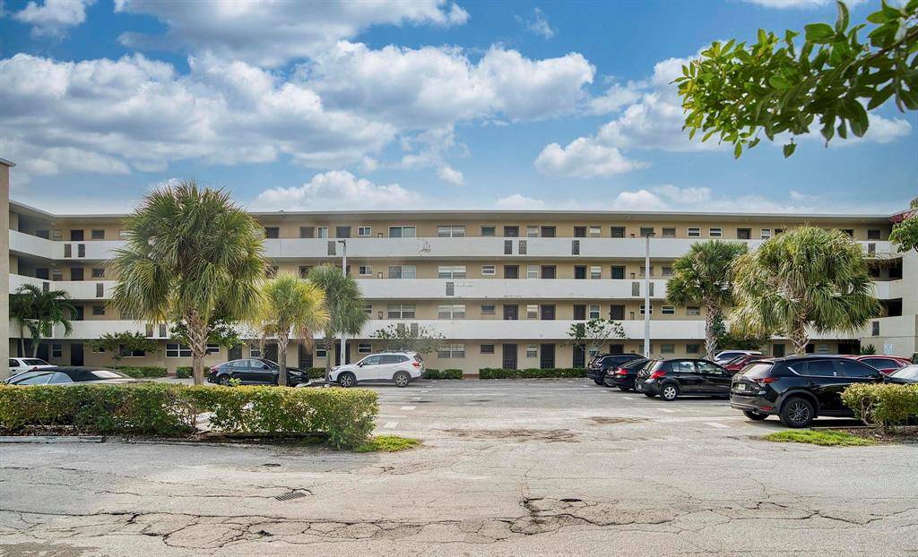 Miami, FL 33179,1690 NE 191st St #405-1