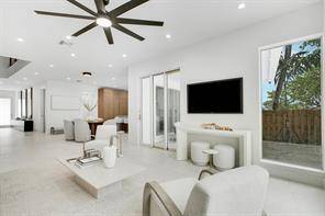 Fort Lauderdale, FL 33305,1129 NE 18 Court #1129