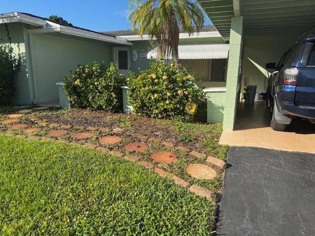 Plantation, FL 33317,881 NW Zinnia Ln