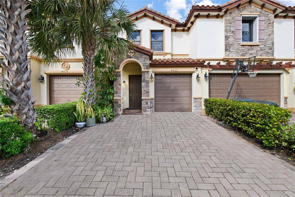 Coconut Creek, FL 33073,4033 Devenshire Ct