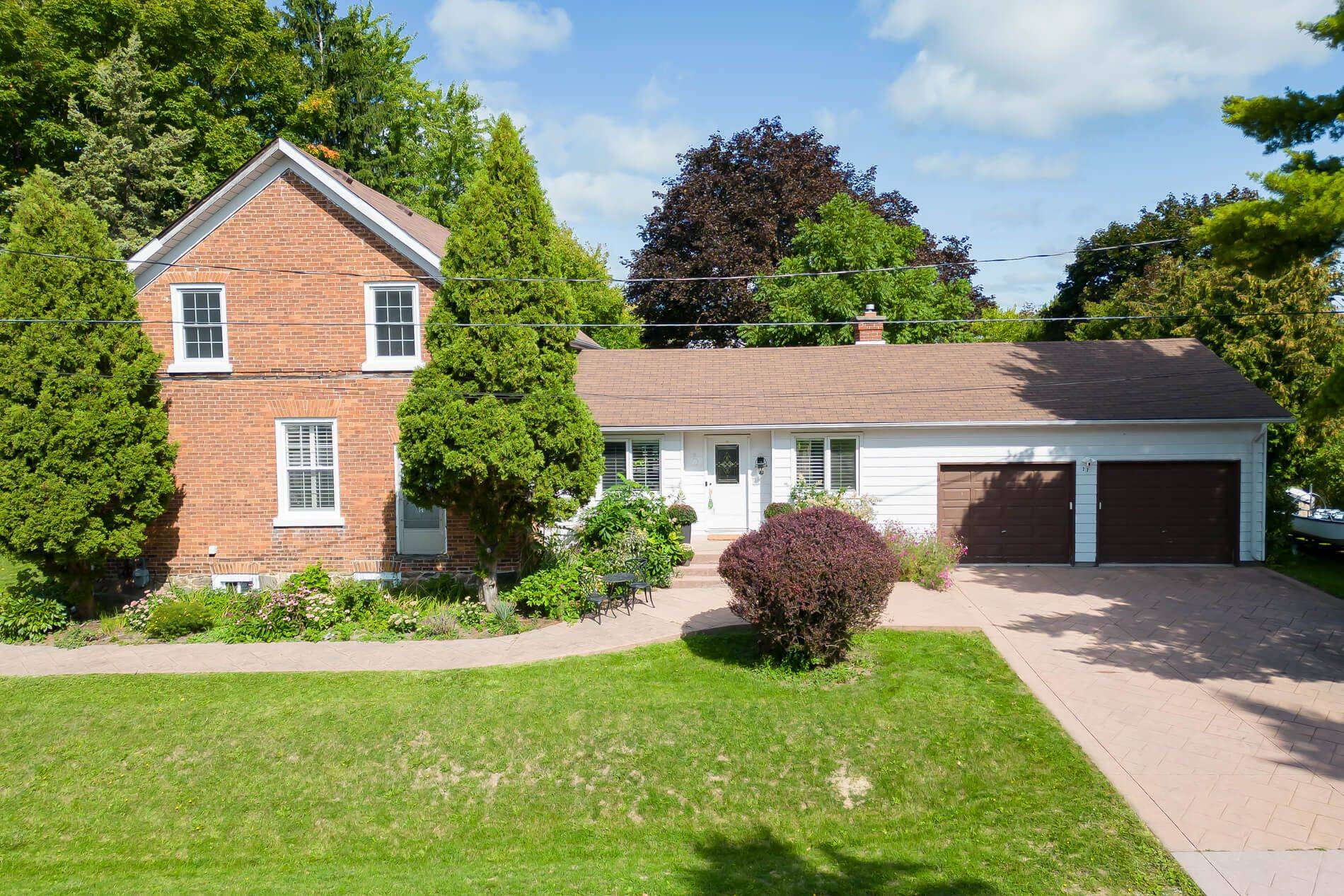 King, ON L0G 1N0,22 Parkview DR