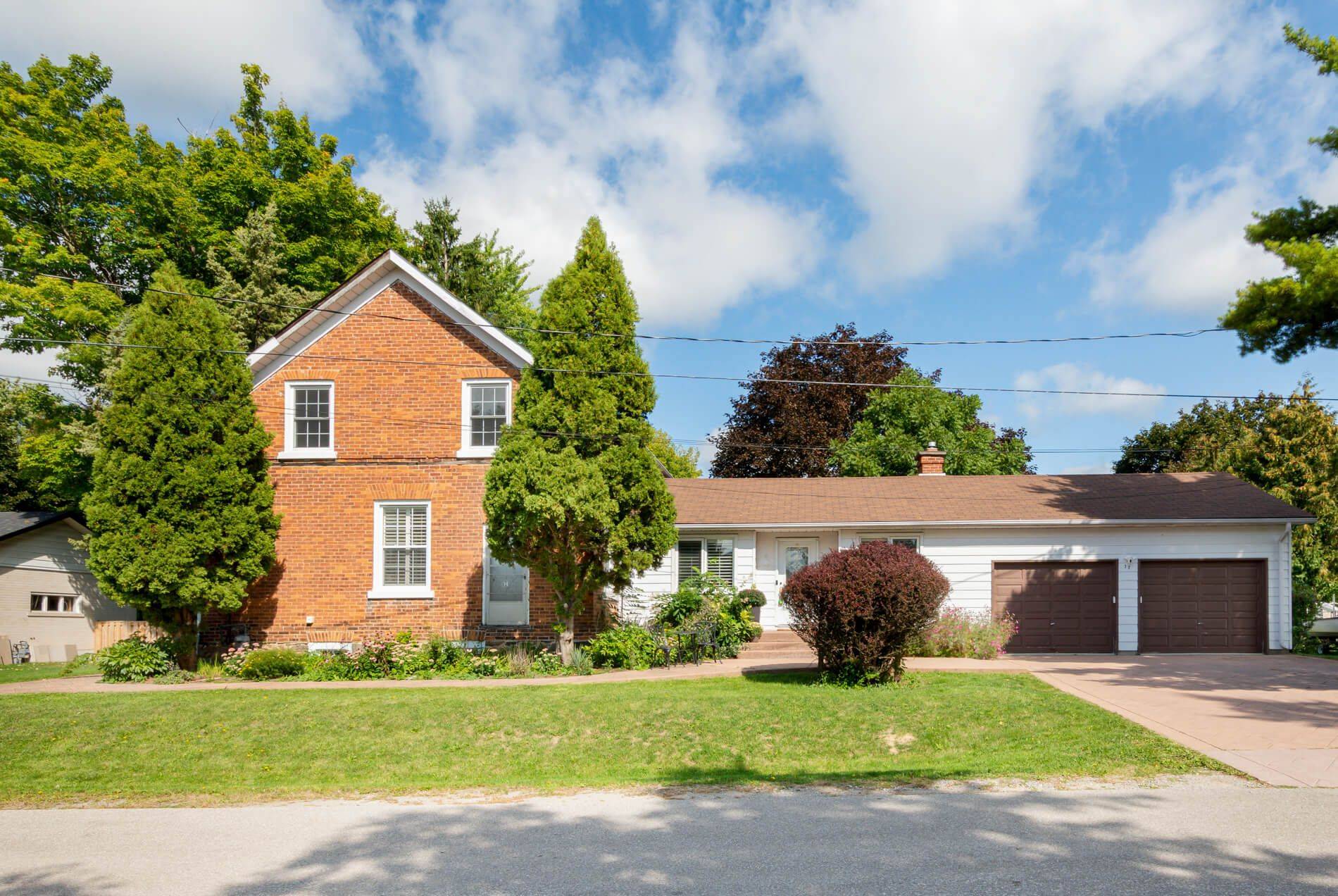 King, ON L0G 1N0,22 Parkview DR