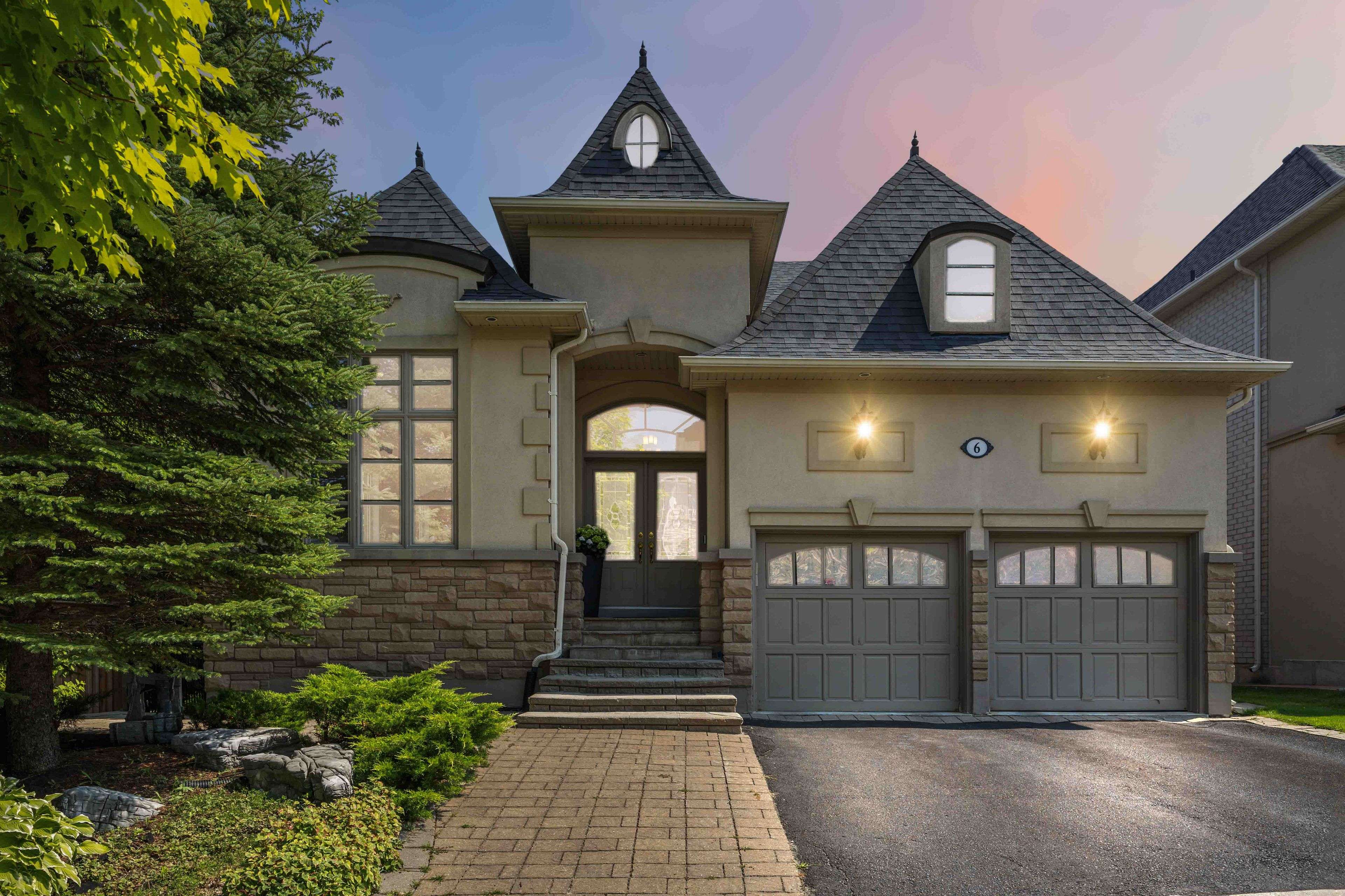 Richmond Hill, ON L4E 4S1,6 Sachet DR