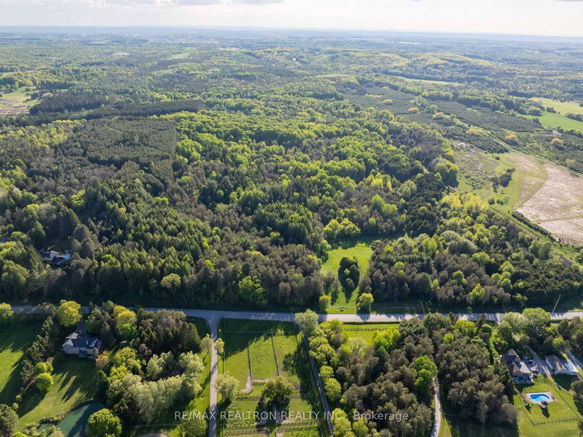 East Gwillimbury, ON L0G 1E0,17858 McCowan RD #Part 2