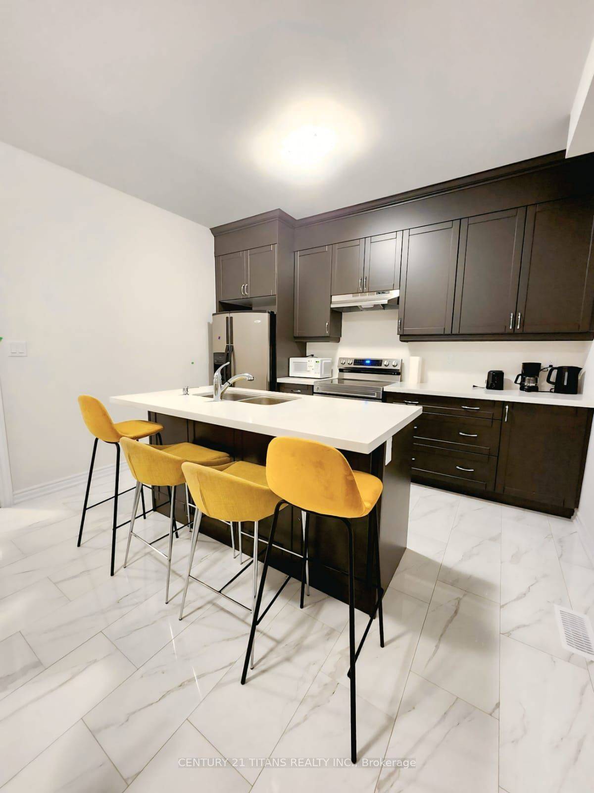 Wasaga Beach, ON L9Z 0M9,63 Nicort RD