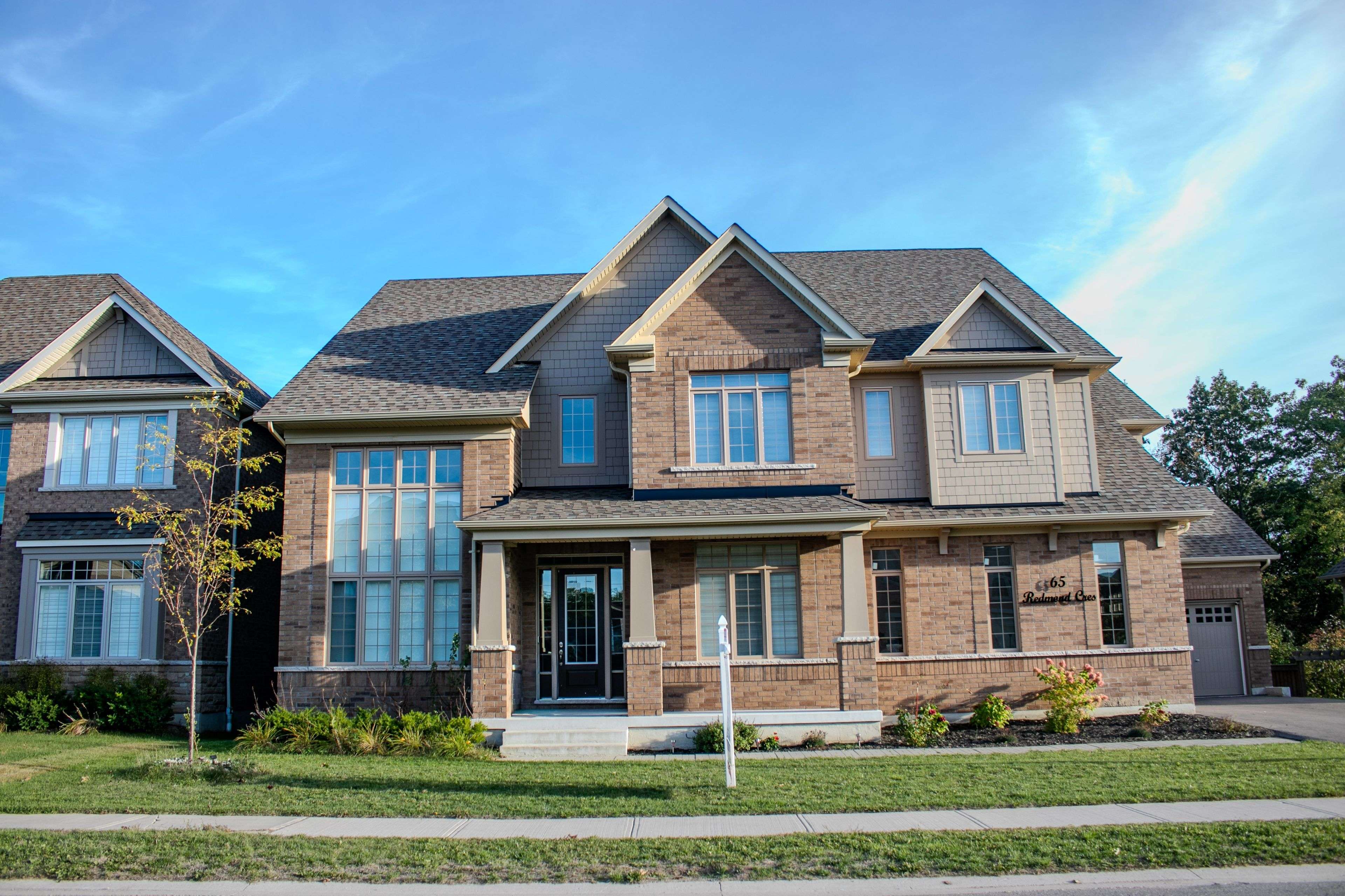 Springwater, ON L9X 1Z8,65 Redmond CRES