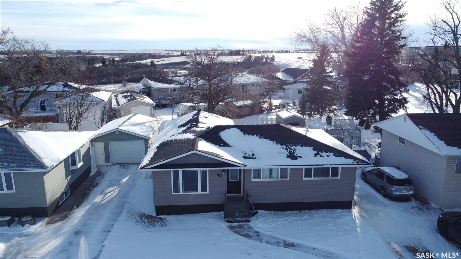 Moose Jaw, SK S6H 5R4,833 Keith STREET
