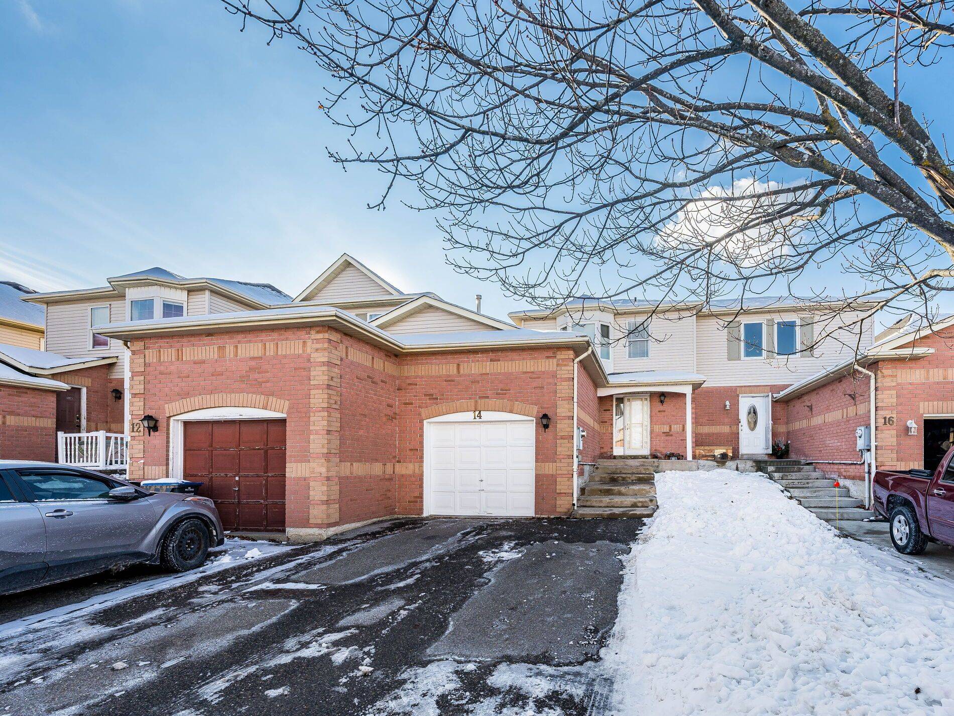 Brampton, ON L6Y 4V7,14 Wallingford CT
