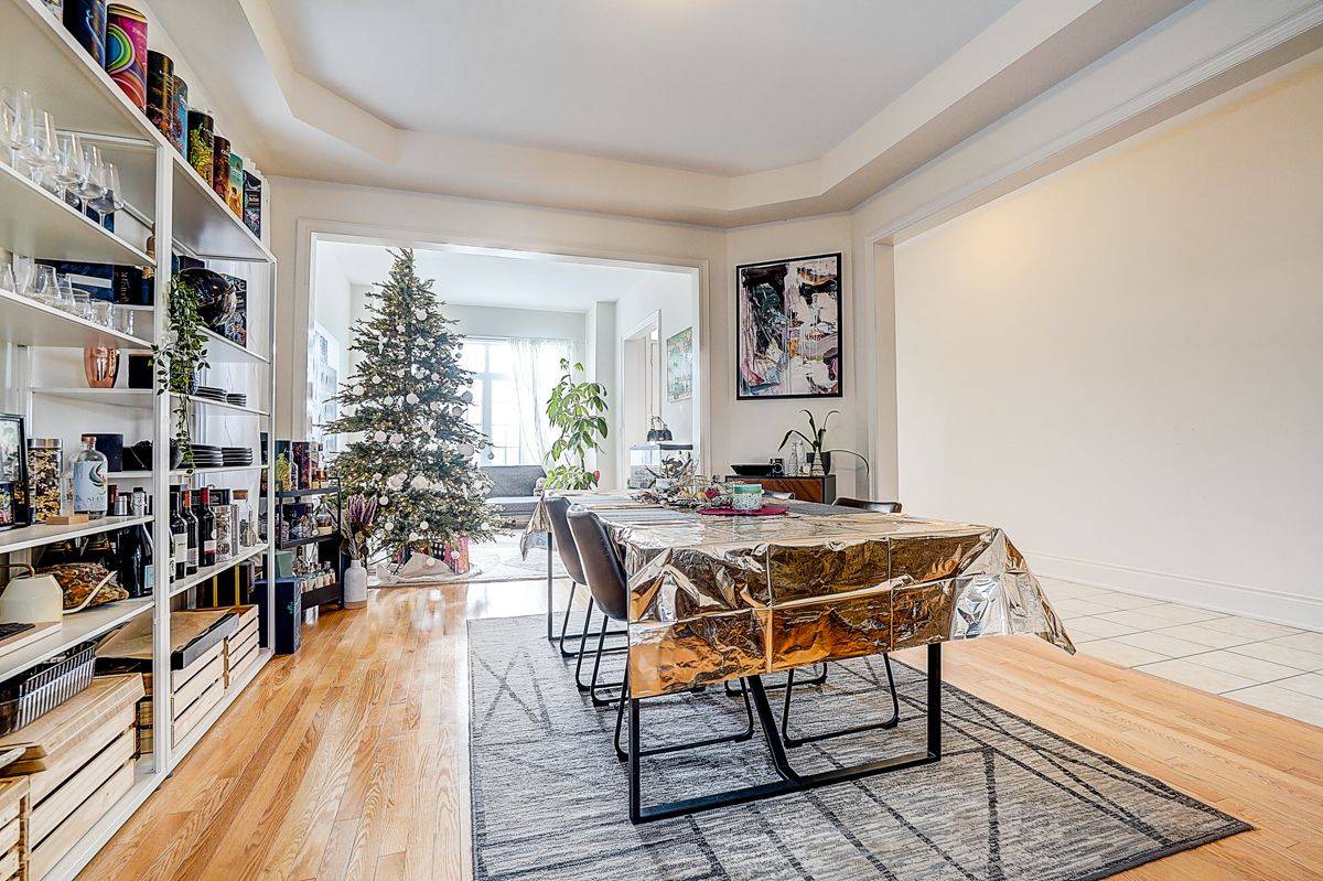 Oakville, ON L6H 0T4,455 Threshing Mill BLVD