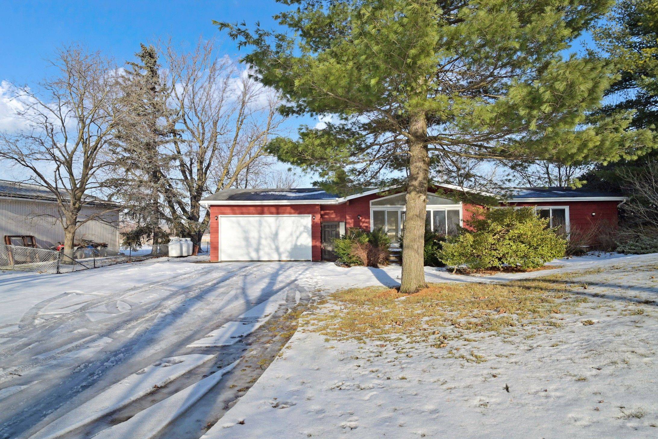 Halton Hills, ON L7G 4S6,8357 Fifth Line